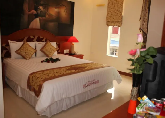 Starlight 2* Ha Long